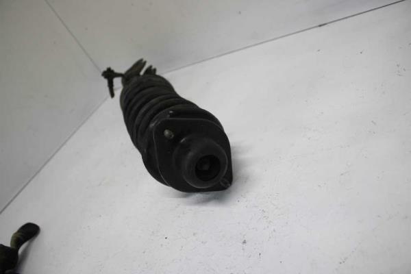 AMORTISSEUR AVANT DROIT MICRA K11 1992-2003 - Vue 2